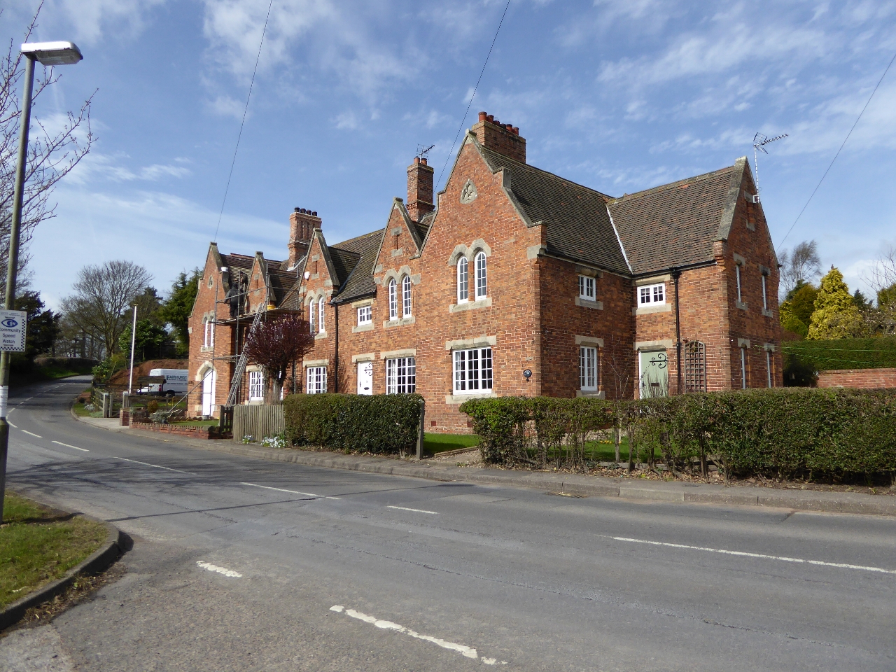 Houses at west end of Main Street, Bothamsall
