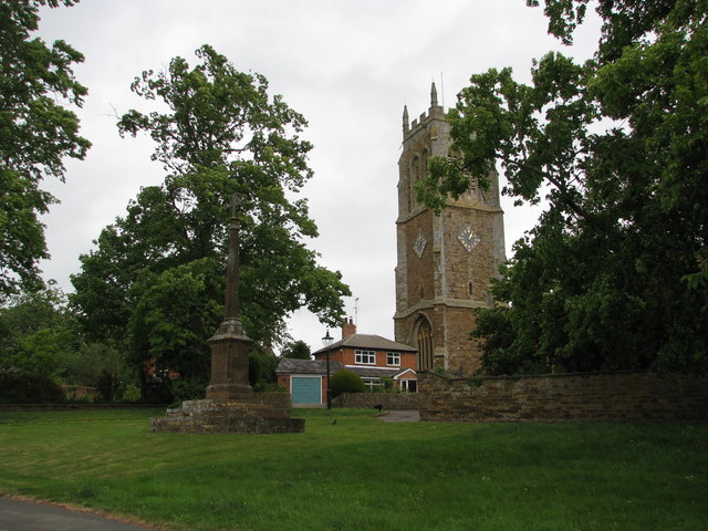 War Memorial by Lower Brailes Church