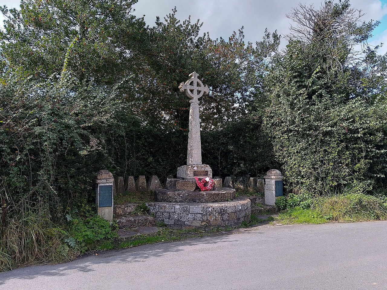 Brightwalton war memorial