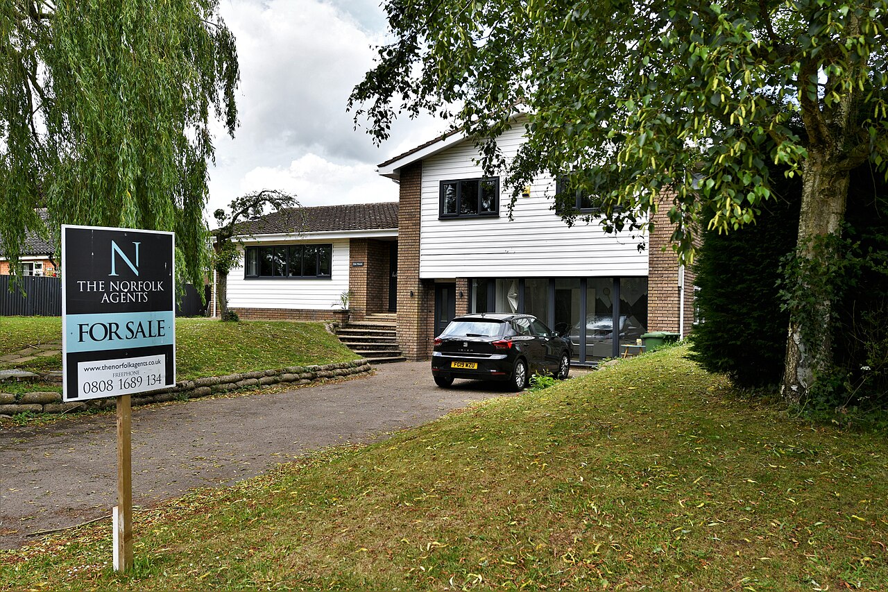 Brisley, 'Oak House, Church Street
