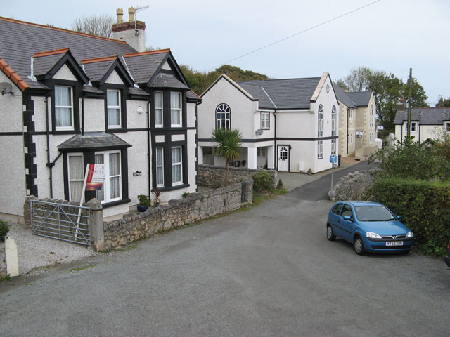Chapel houses, Bryn Pydew