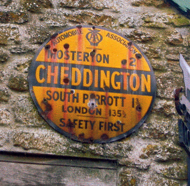 Old AA Sign at Lower Farm in Chedington (geograph 6077202)