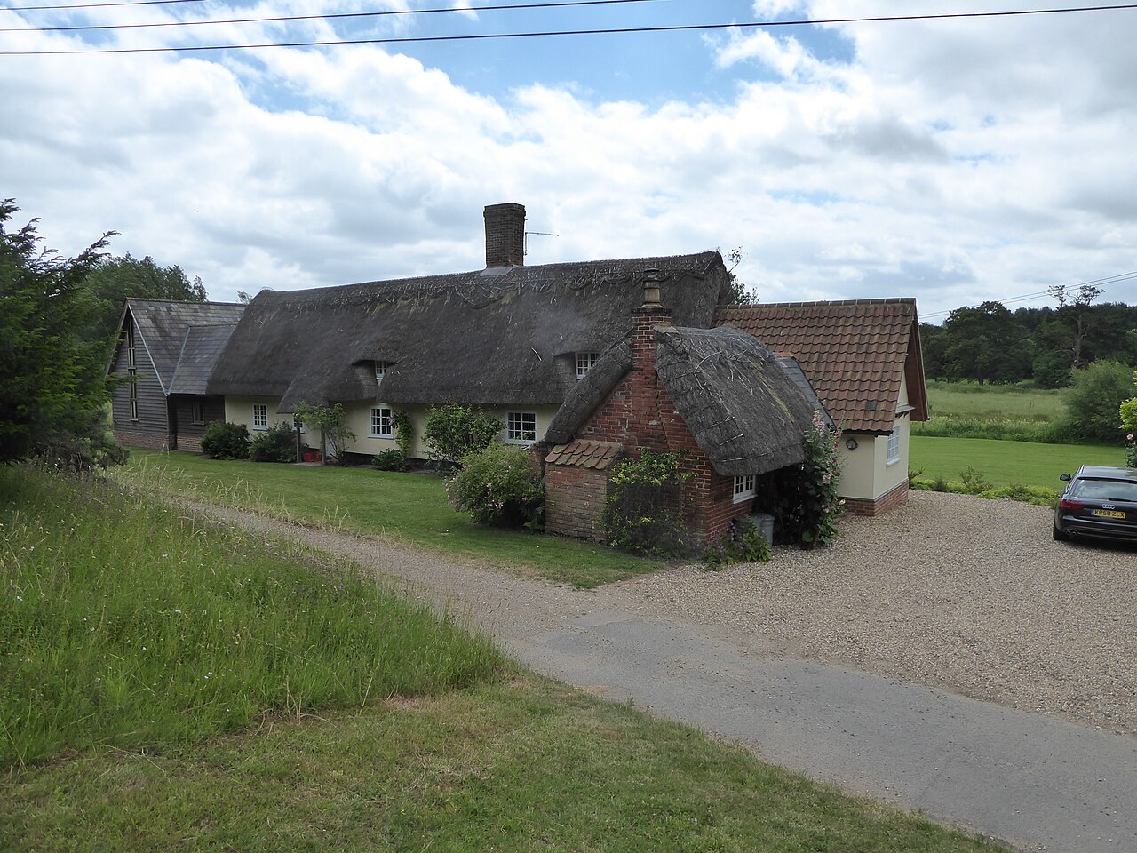 Thatched cottage in Parsonage Lane