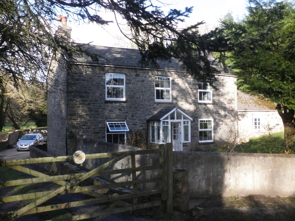 Mill House, Cove