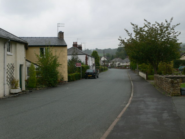 Village street, Dolywern