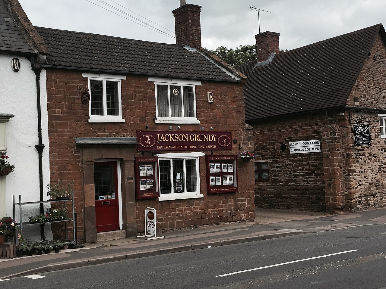 Buildings in Duston village