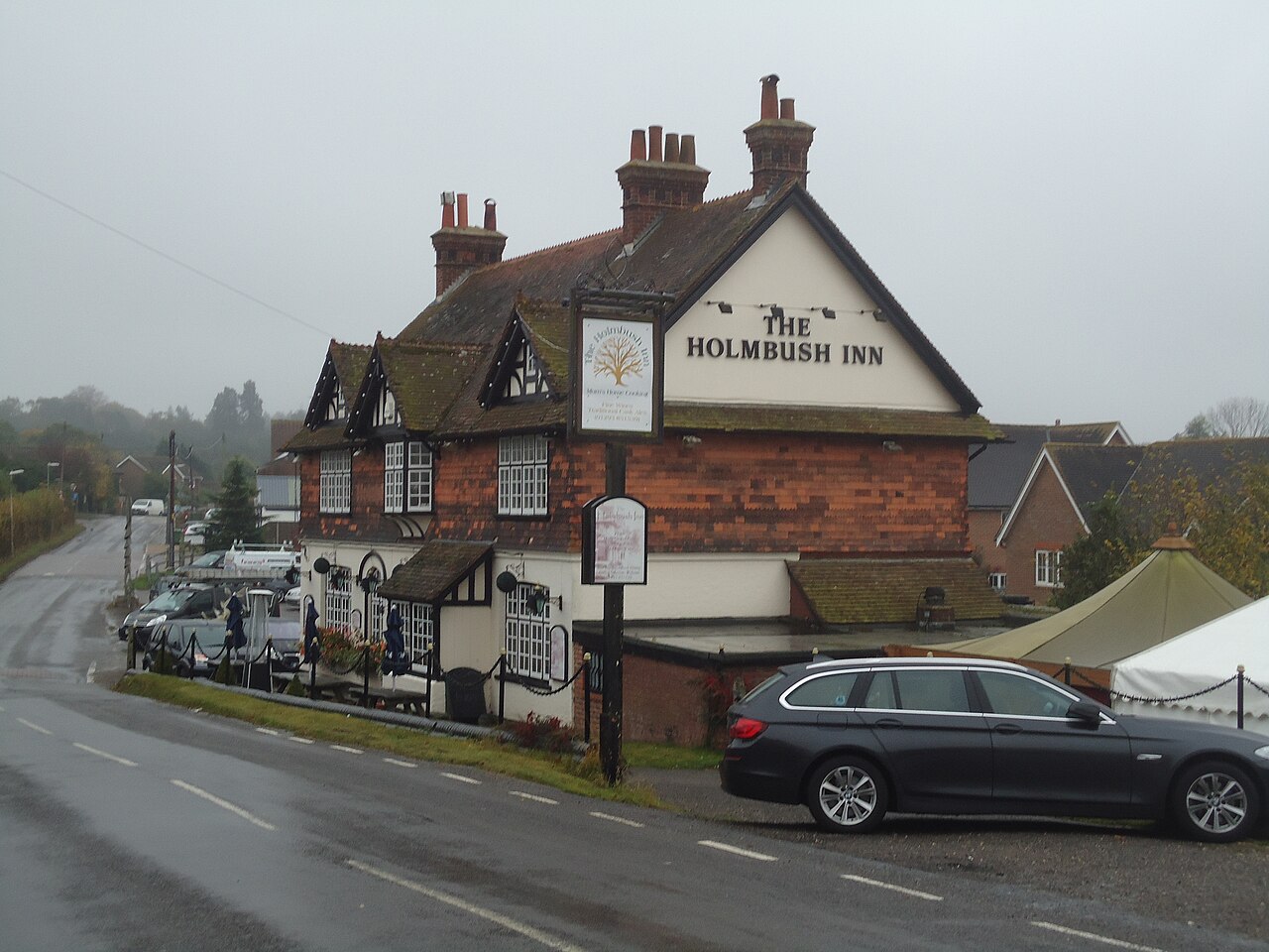 The Holmbush Inn public house, Faygate