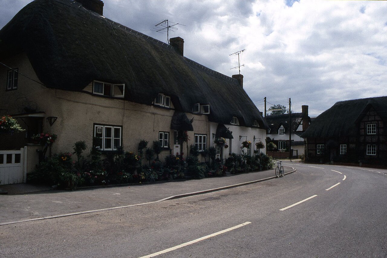Cottages at Figheldean