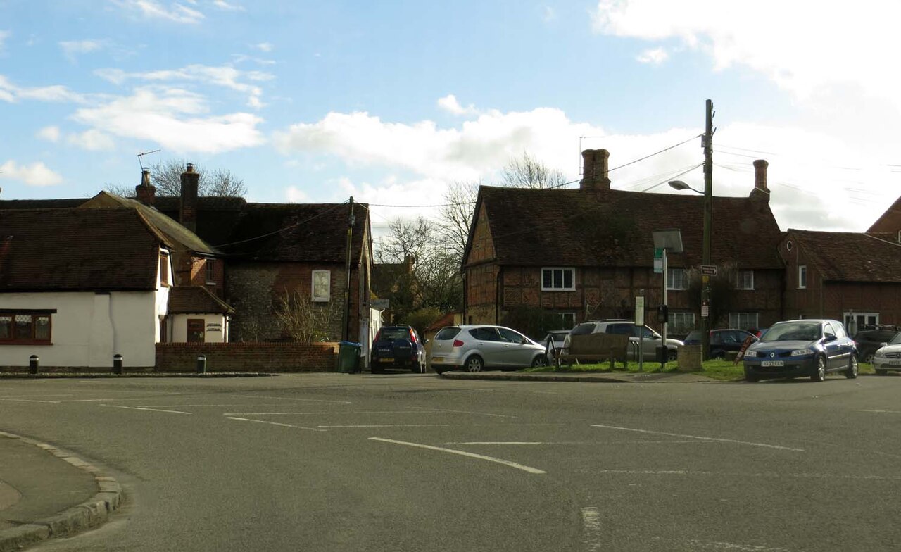 Haddenham village centre-geograph-3847851-by-Steve-Daniels