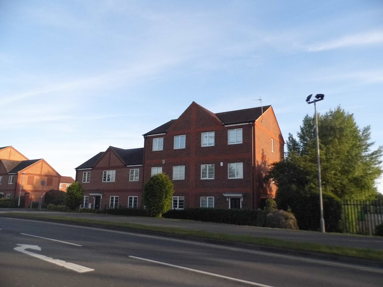 Houses on Newport Pagnell Road, Hardingstone