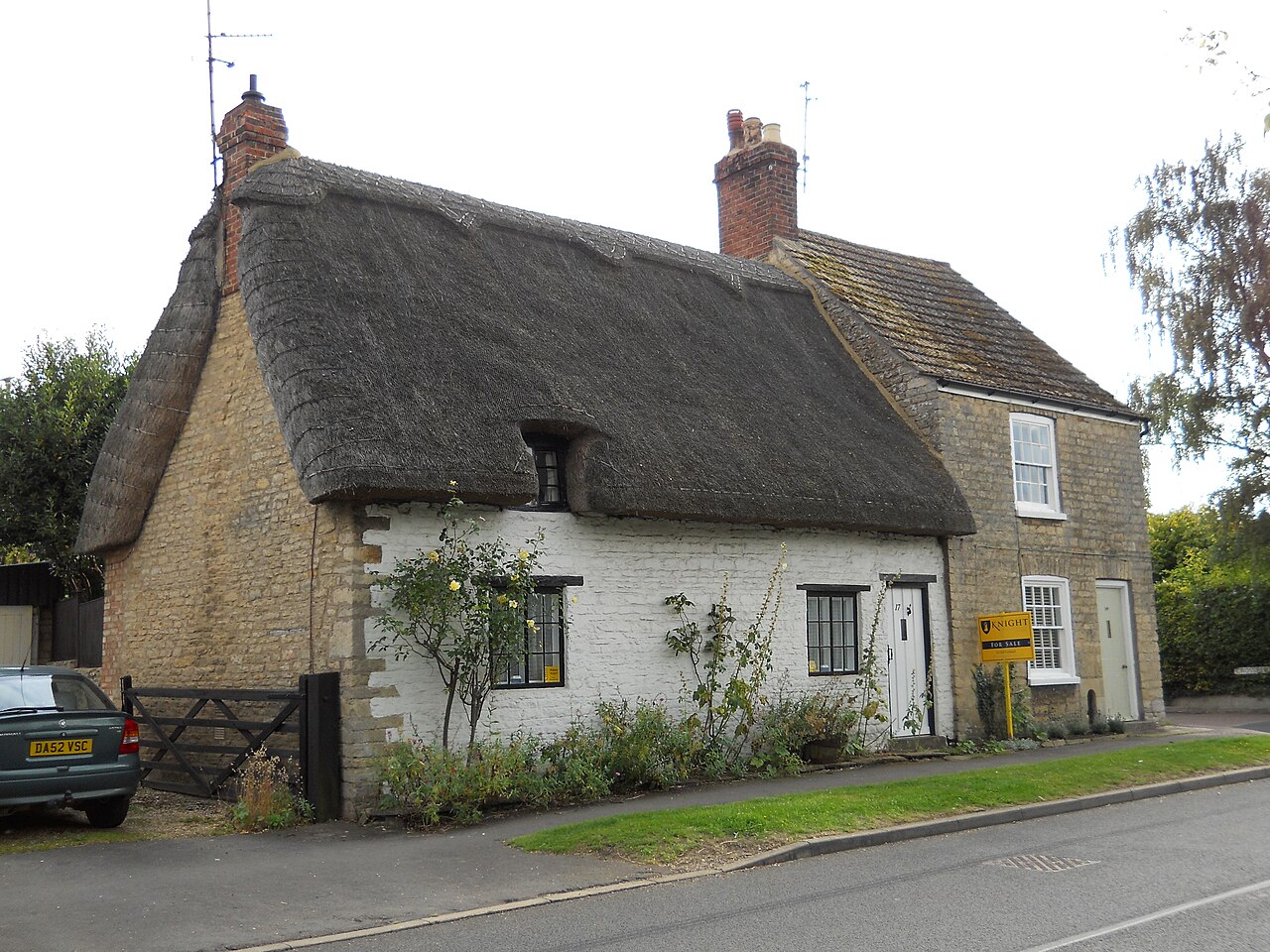 Thatched cottage on West Street, Helpston