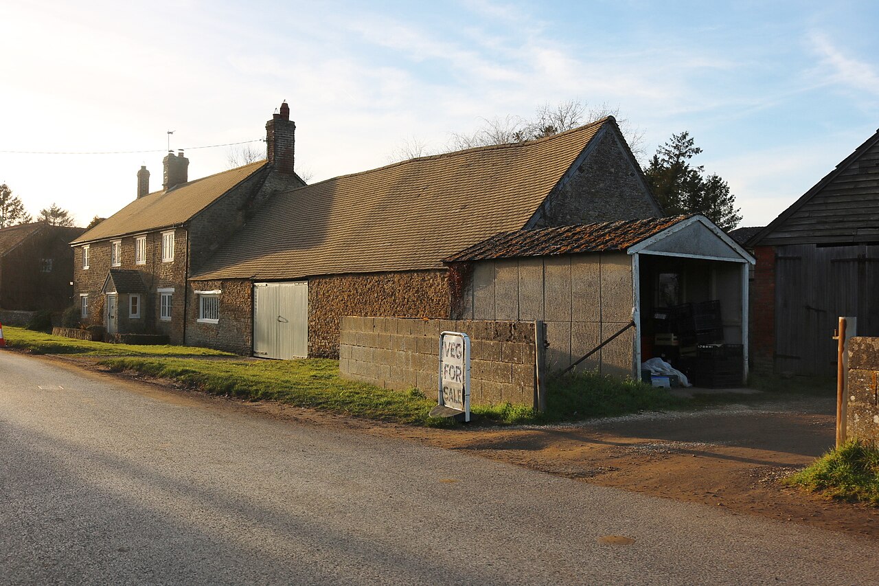 Farmhouse on High Street, Hinton Waldrist