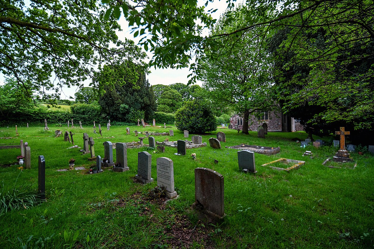 Holford , St Mary's Church Churchyard