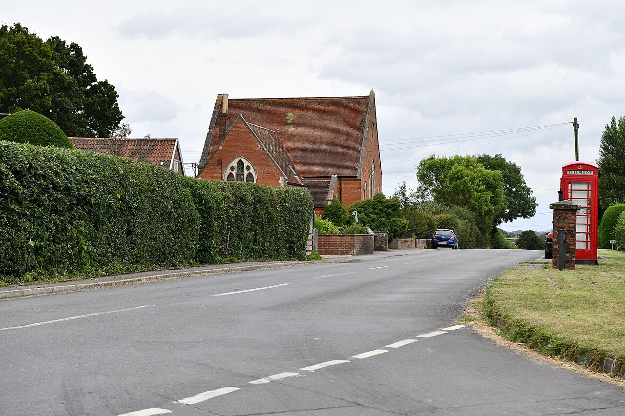 Holwell, The Chapel House