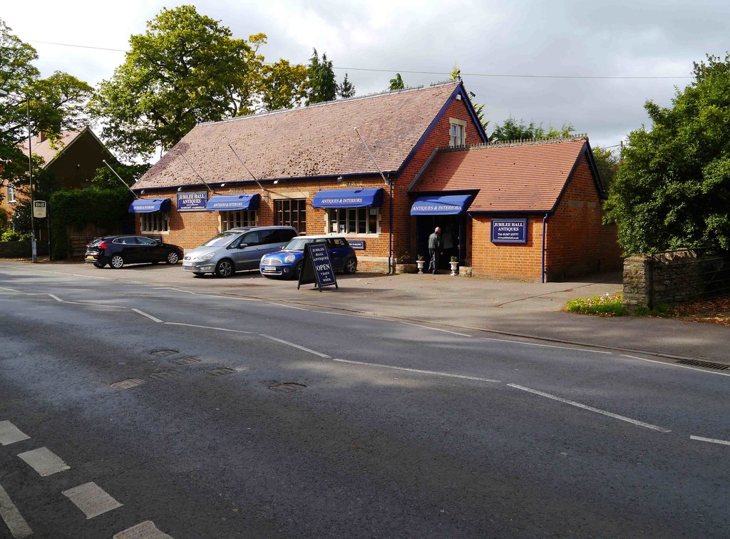 Lechlade Memorial Hall