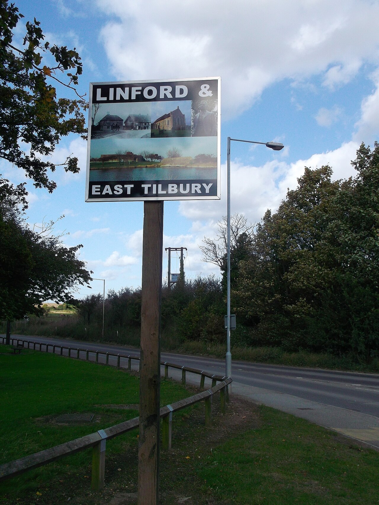 Linford and East Tilbury Village Sign