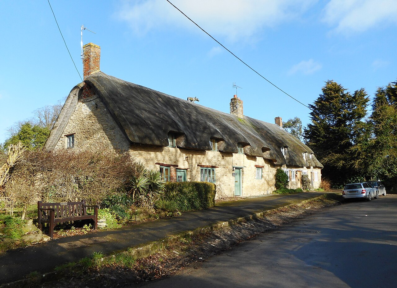 Thatched Terrace, Little Coxwell