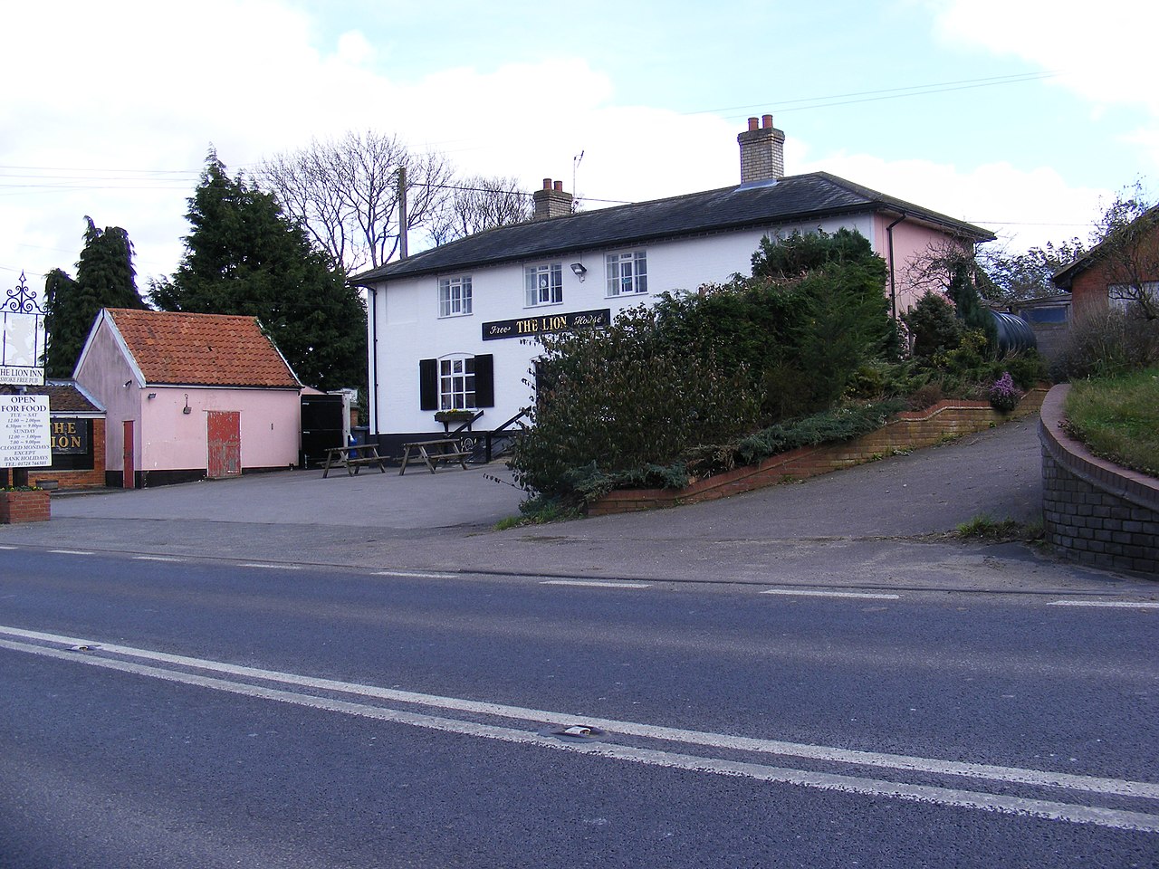 The Lion Inn Public House, Little Glemham