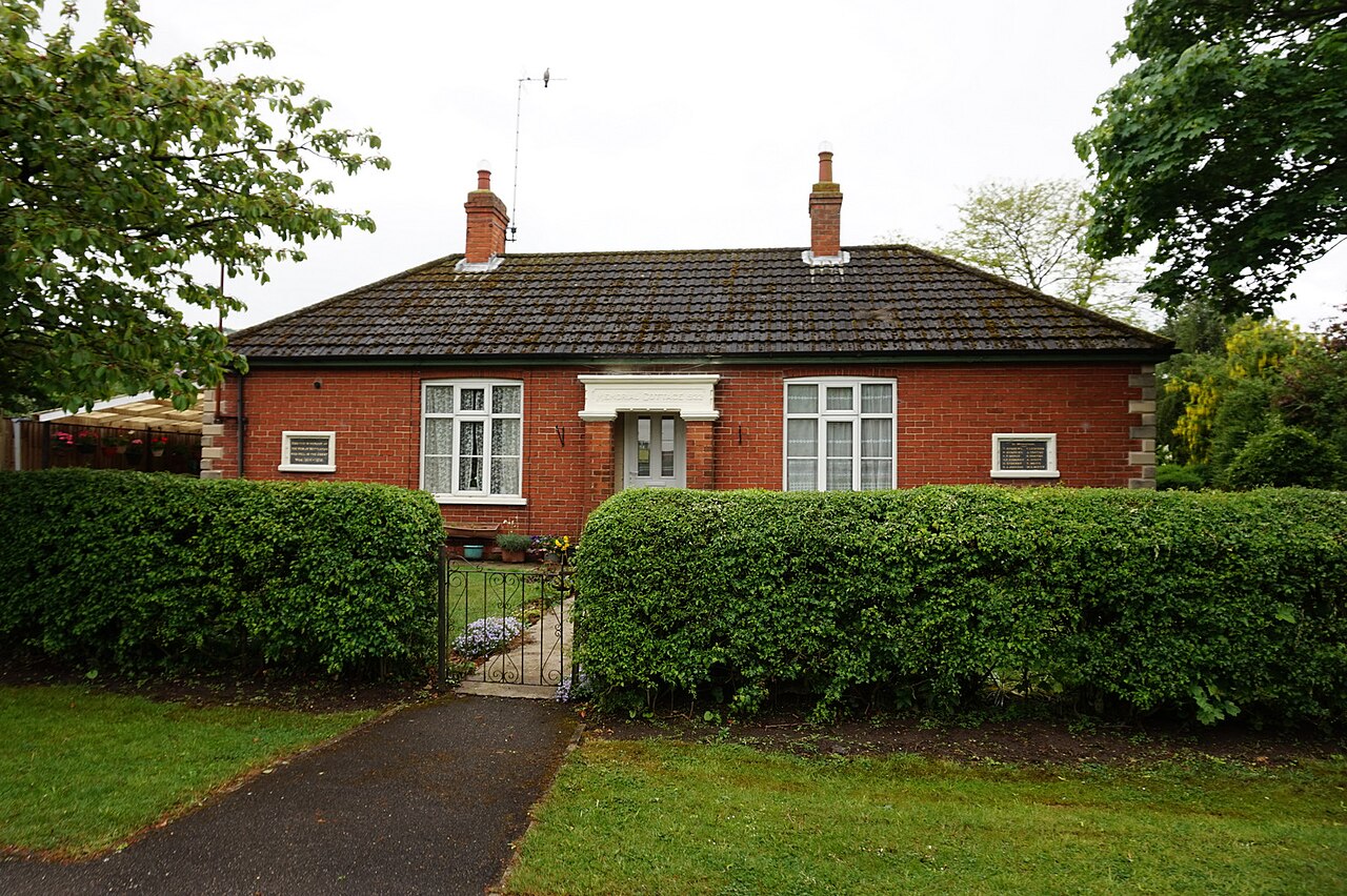 Memorial Cottage on Moortown Road, Nettleton