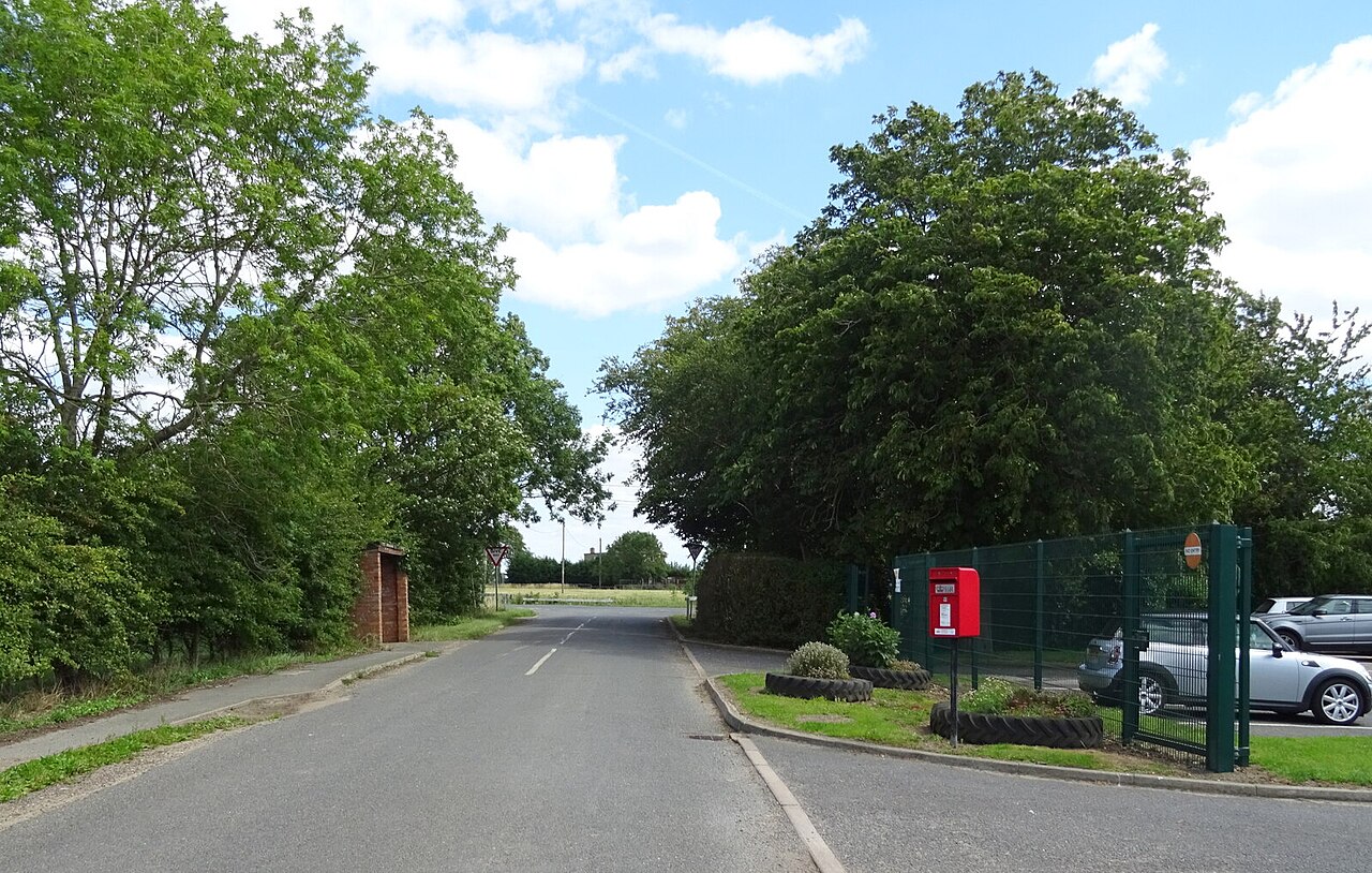 Mill Lane, Hundle Houses