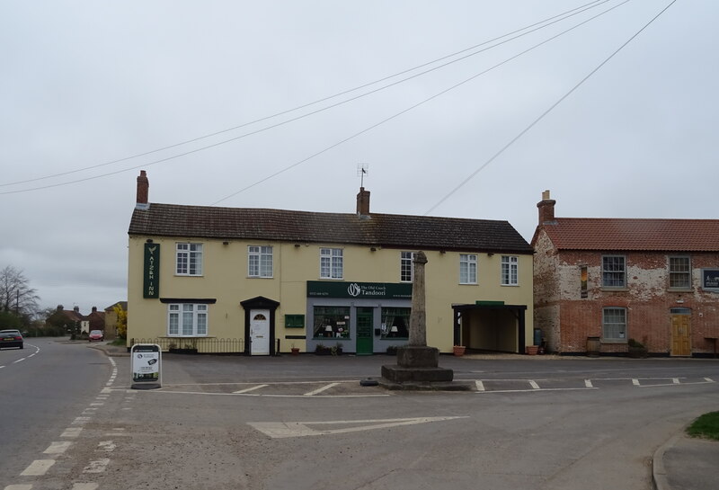 Village cross and ATZ ^ H Inn, North Kyme