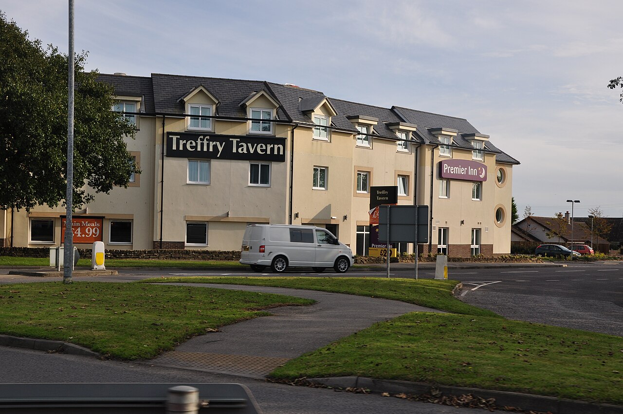 Quintrell Downs , Treffry Tavern