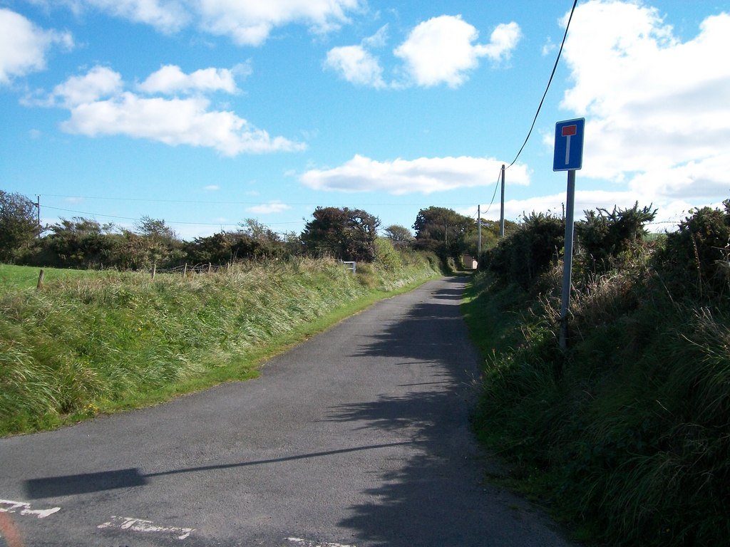 A short no through road off the village street