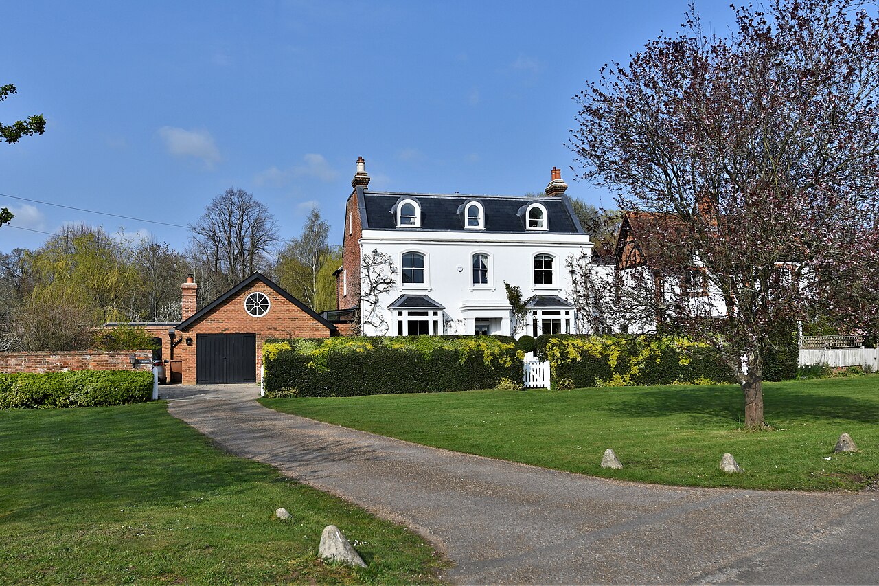 Shamley Green, House in Woodhill Lane