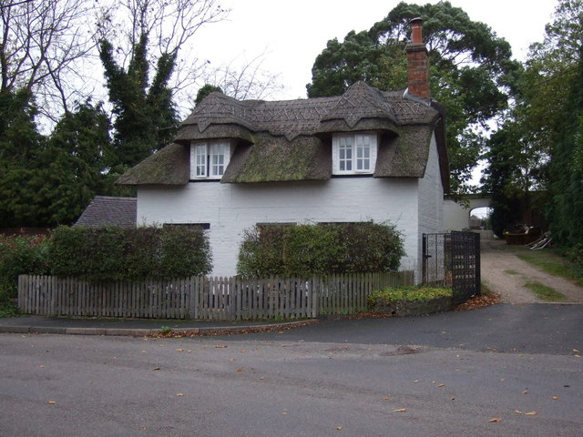 Thatched cottage on Sheepy Road, Sibson